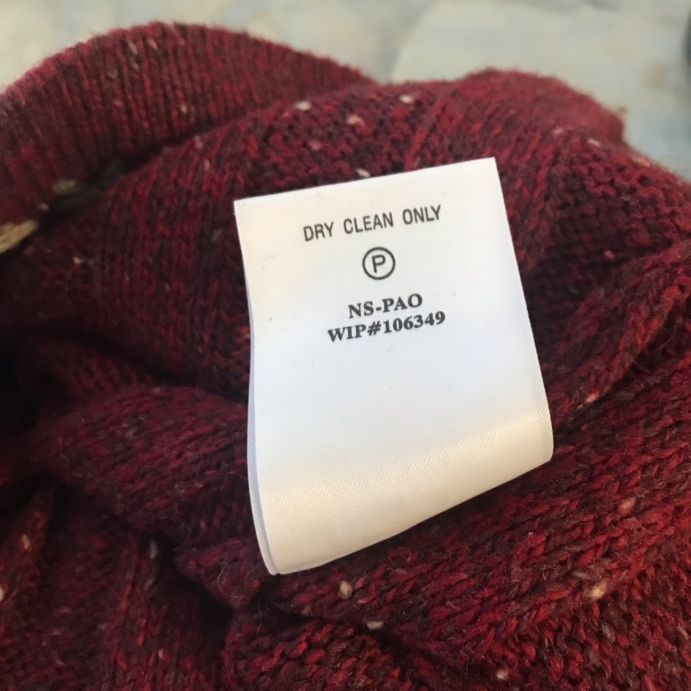 Woolrich Sleeveless Sweater Vest Ruby Heather Size Medium Zip Up - Picture 7 of 7